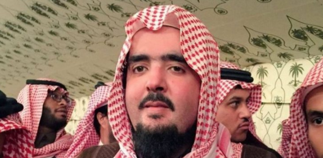 بالفيديو والصور ظهور نادر للأمير السعودي عبدالعزيز بن فهد بعد