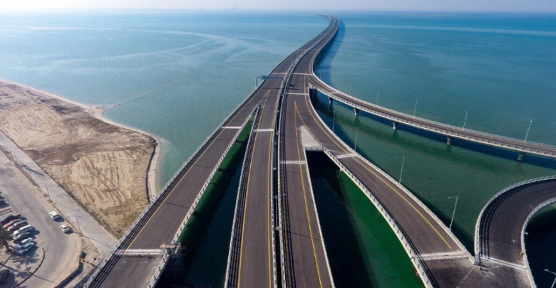 أطول جسر بحري في العالم العربي