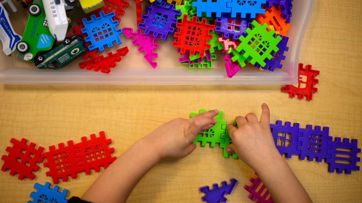 نيويورك تعلن برنامج رعاية أطفال مجانياً لعمر السنتين طوال العام