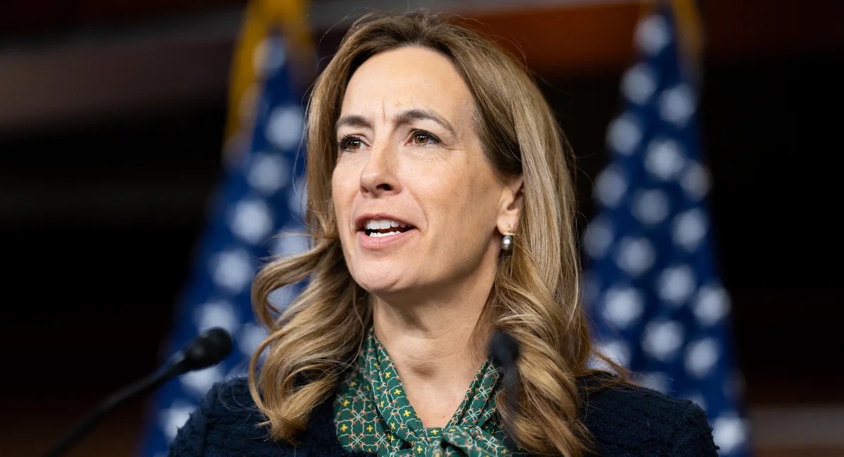 حاكمة نيوجيرسي تطالب فيفا بالمساهمة في نقل جماهير كأس العالم إلى ميتلايف