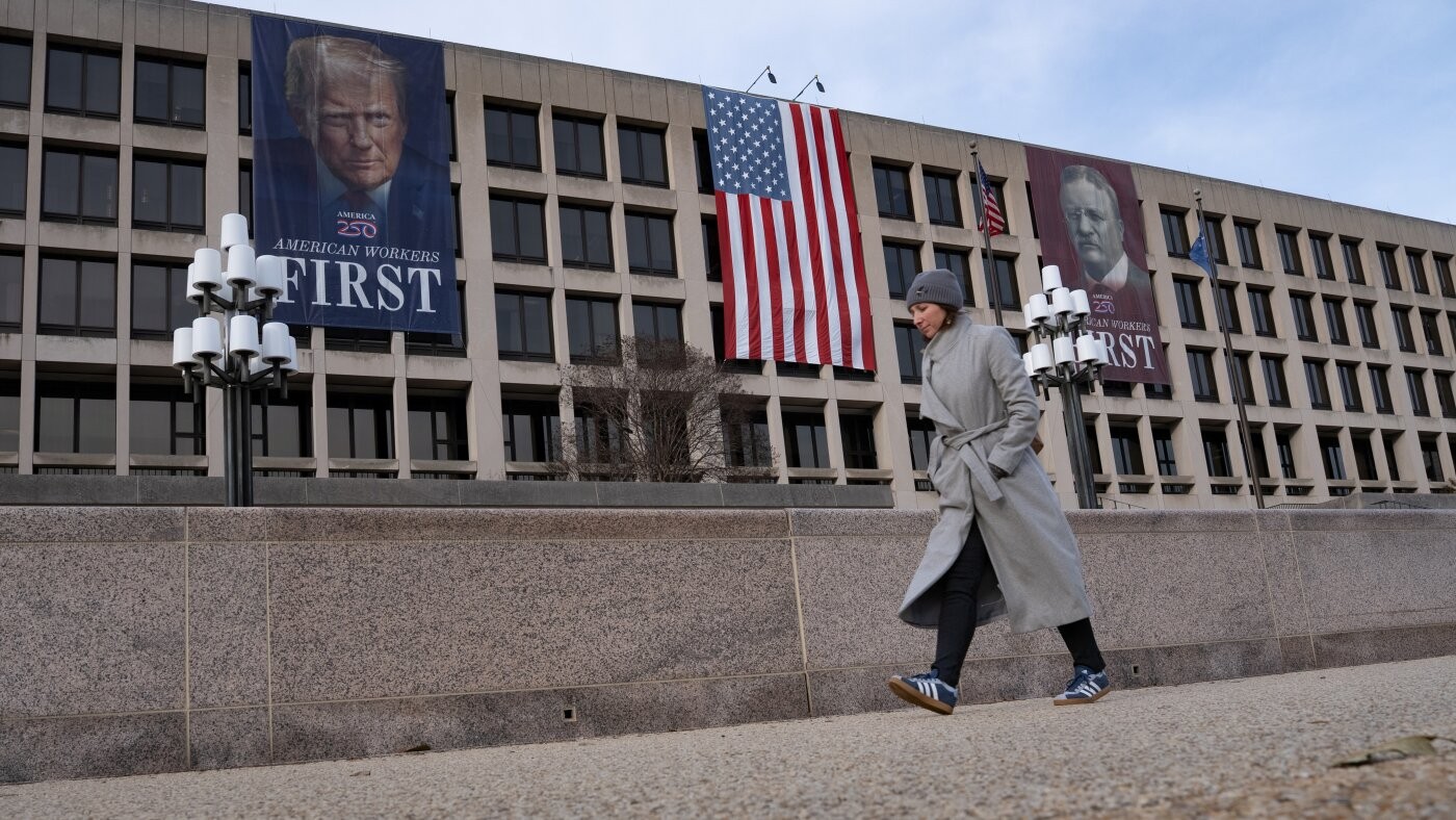 وزارة العمل الأميركية تطلق دورة للذكاء الاصطناعي وتثير جدلاً أخلاقياً