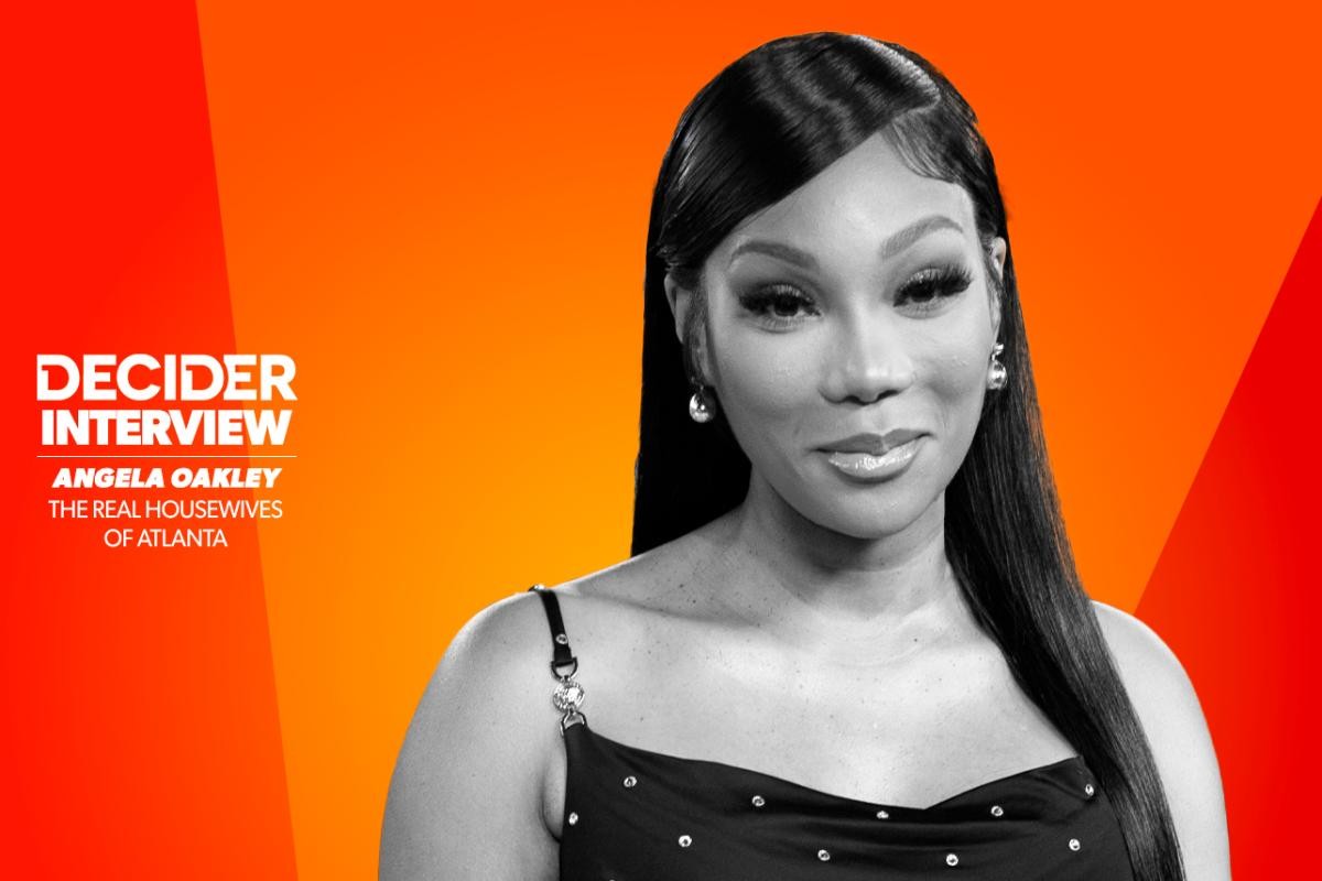 أنجيلا أوكلي تندد بانتزاع مروحتها في «ربات البيوت الحقيقيات في أتلانتا» وتصفه بالمفاجئ