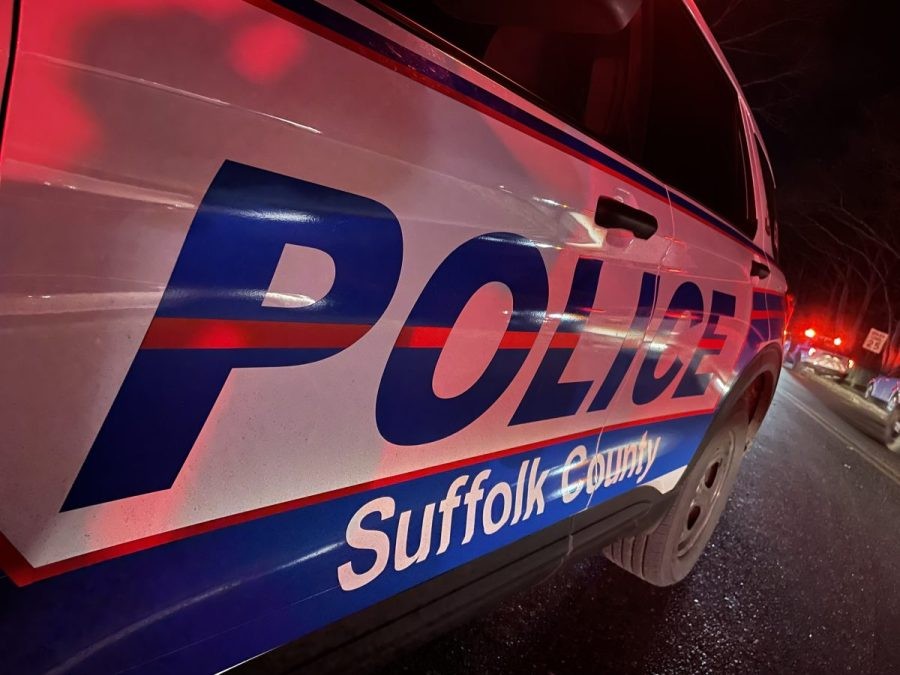 إصابة طفل في الرابعة بعد سقوطه من نافذة بالطابق الثاني في هونتينغتون ستيشن بنيويورك