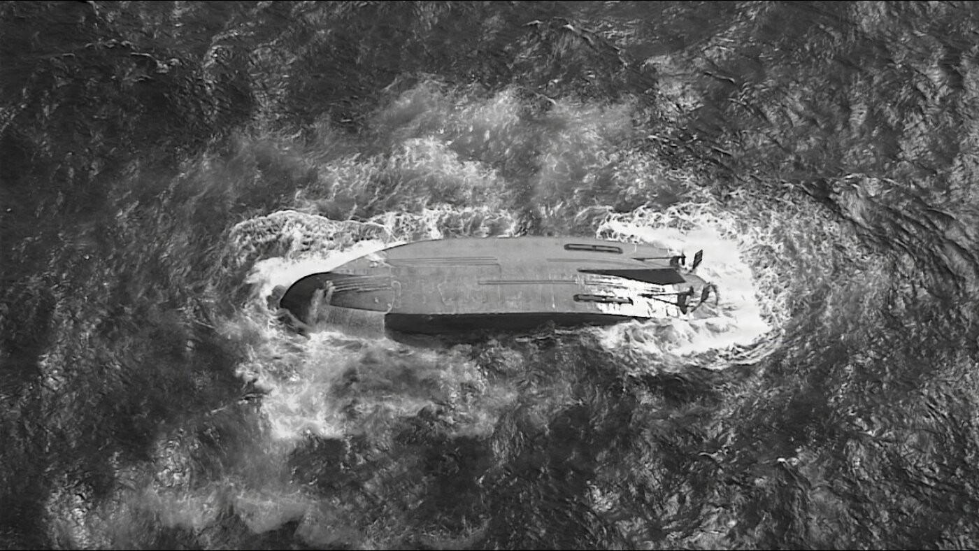 خفر السواحل الأميركي يرصد سفينة مقلوبة قرب سايبان أثناء البحث عن سفينة مفقودة