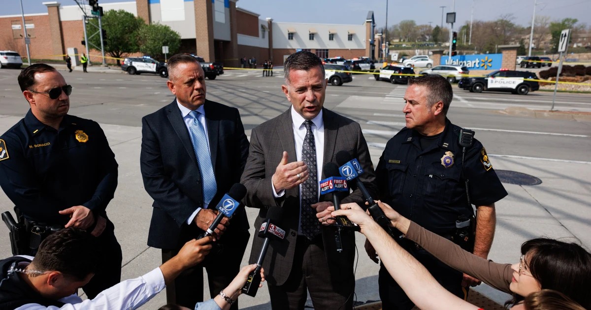 مقتل امرأة في أوماها بعد طعن طفل خلال محاولة اختطاف أمام وولمارت