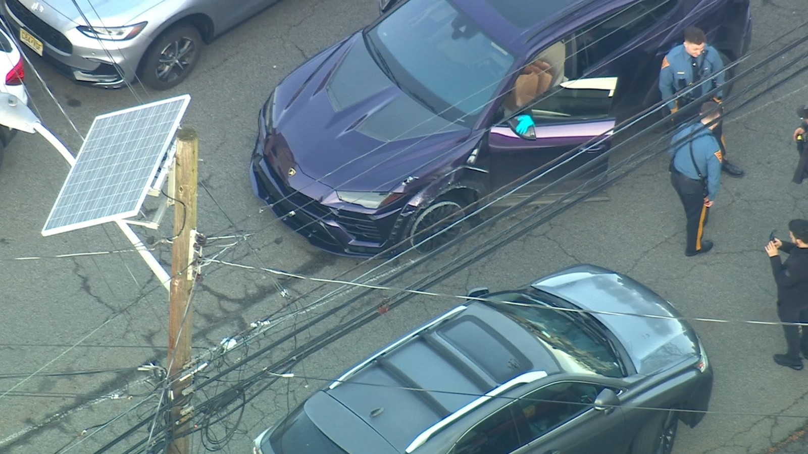 القبض على عدة أشخاص بعد مطاردة لامبورغيني مسروقة في نيوجيرسي