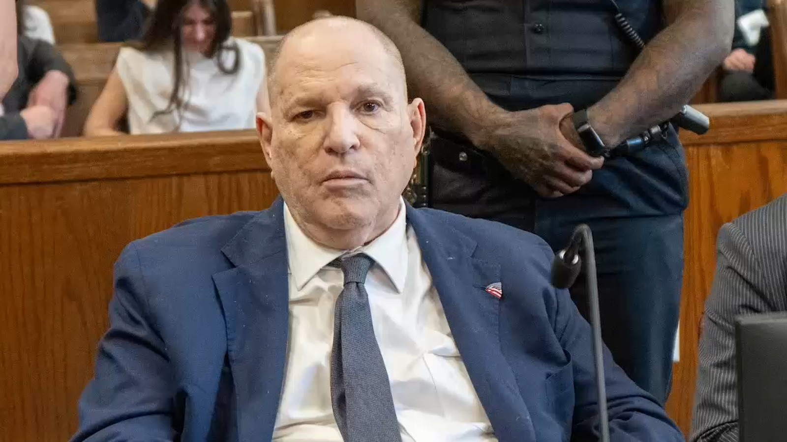 بدء المرافعات في إعادة محاكمة هارفي واينستين بتهمة الاغتصاب في نيويورك