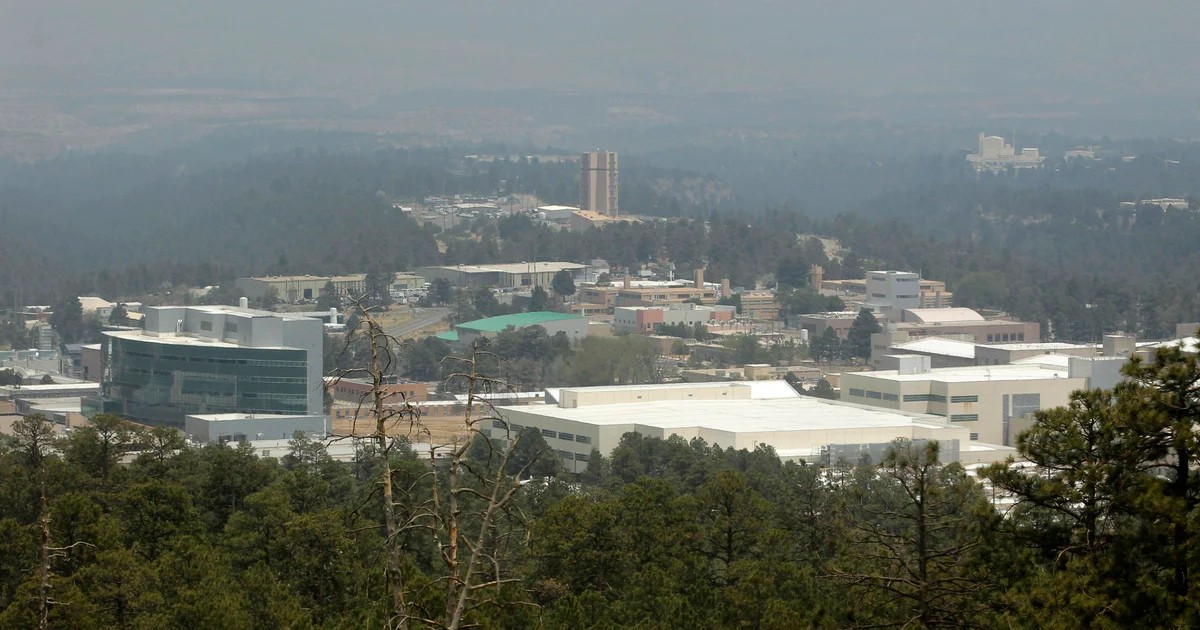 إف بي آي يحقق في صلة محتملة بين وفيات واختفاءات علماء بمختبرات حكومية حساسة