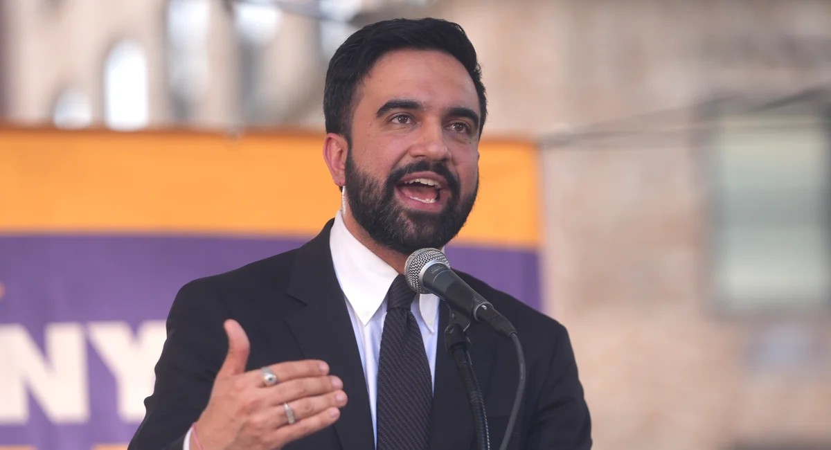 ممداني يوقف مشروعًا يقيّد الاحتجاجات قرب المدارس والجامعات في نيويورك