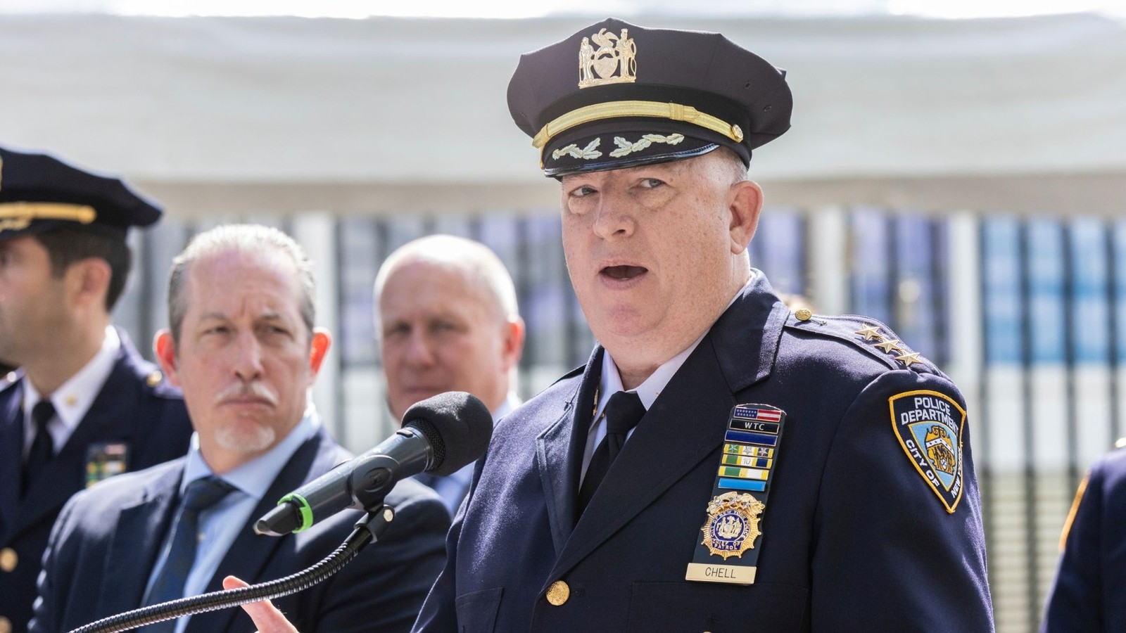 الرئيس السابق لشرطة نيويورك يعلن ترشحه لمنصب العمدة في 2029