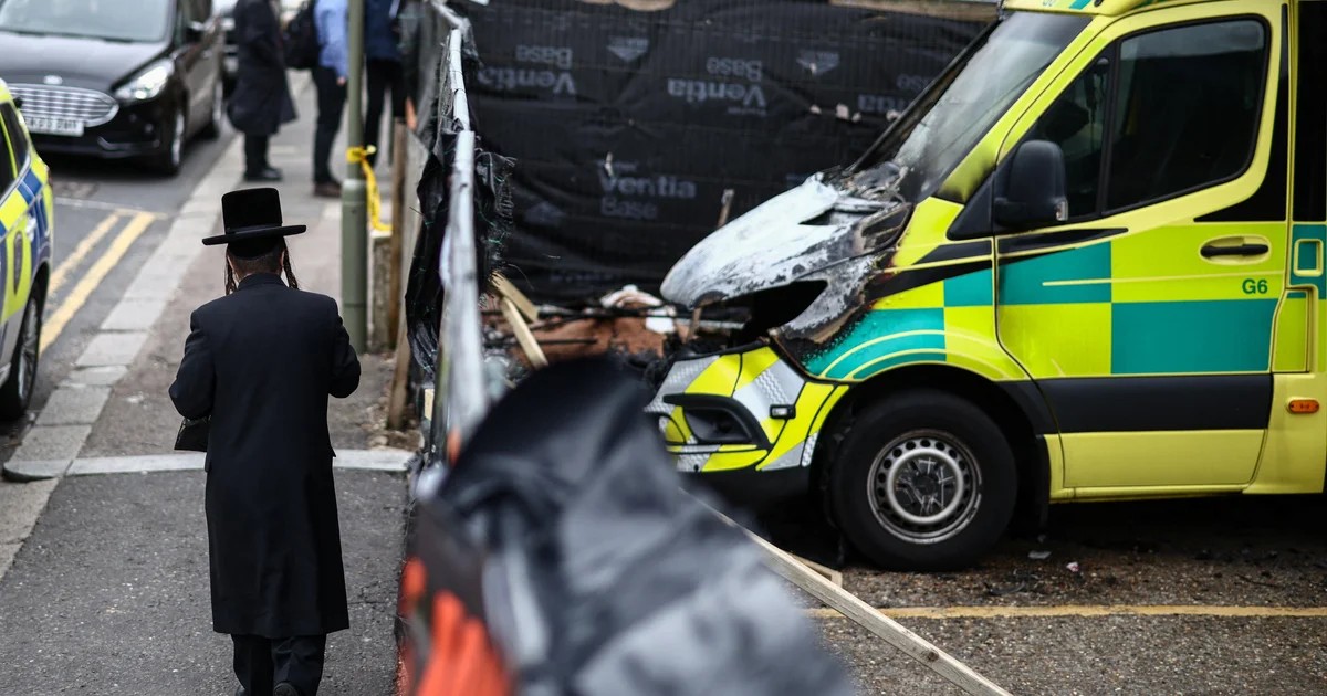 القبض على مشتبه به بعد طعن شخصين في شمال لندن واستنفار يهودي في غولدرز غرين