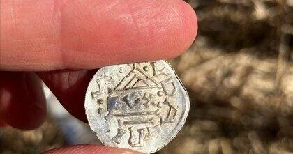 النرويج تعلن اكتشاف أكبر كنز من عملات عصر الفايكنغ في تاريخها