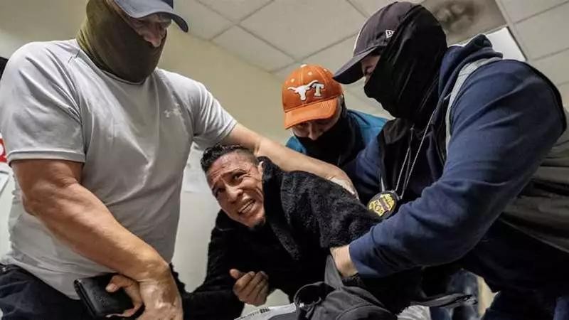 مطاعم تكساس تحت ضغط حملة الهجرة وتبحث عن عمال