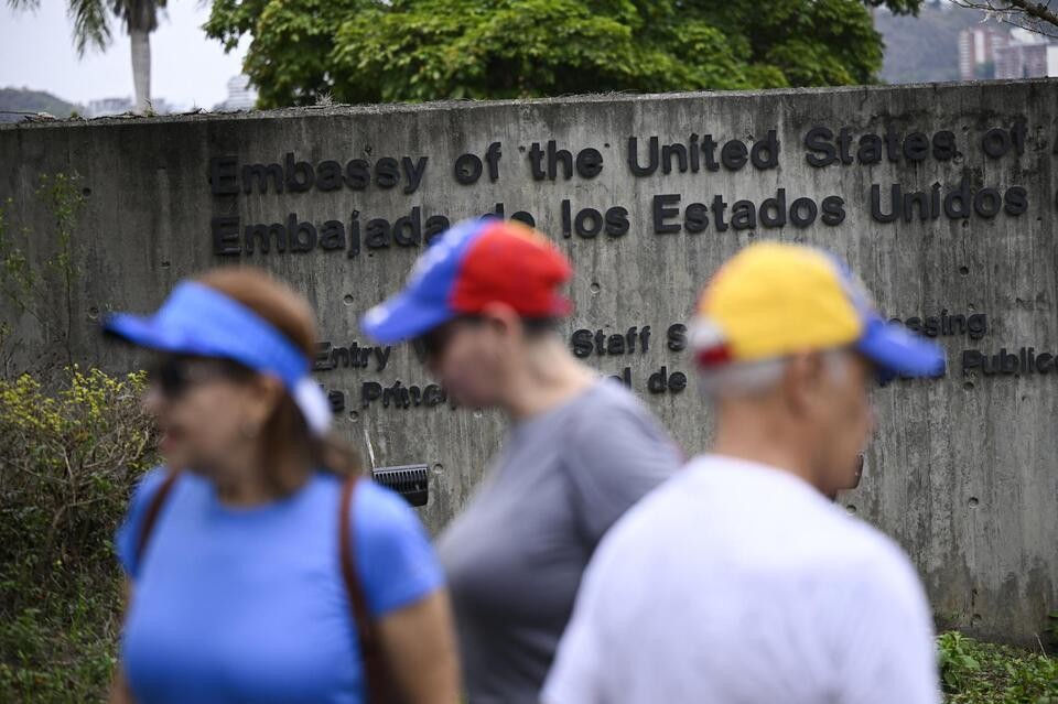 واشنطن تطلب من السفارات سؤال طالبي التأشيرة عن خوفهم من العودة