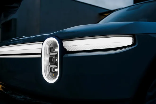شركة Rivian تتيح تجربة قيادة جديدة لسيارتها الكهربائية R2 في يونيو بأمريكا