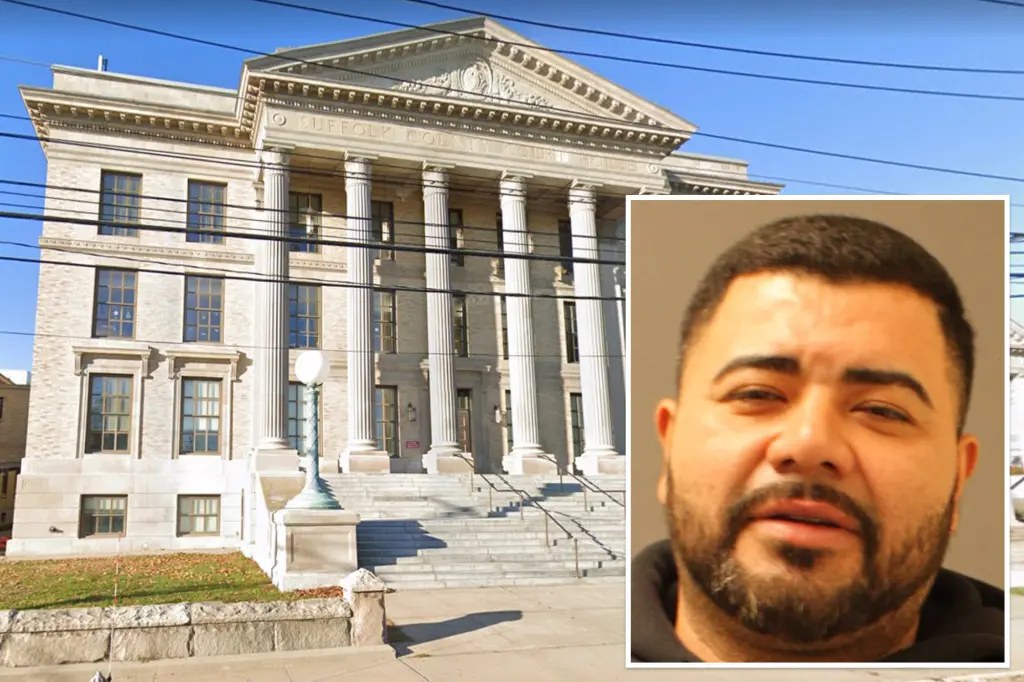 قاضٍ في لونغ آيلاند يفرج بلا كفالة عن مهاجر سبق ترحيله بعد إدانته الرابعة بالقيادة تحت تأثير الكحول