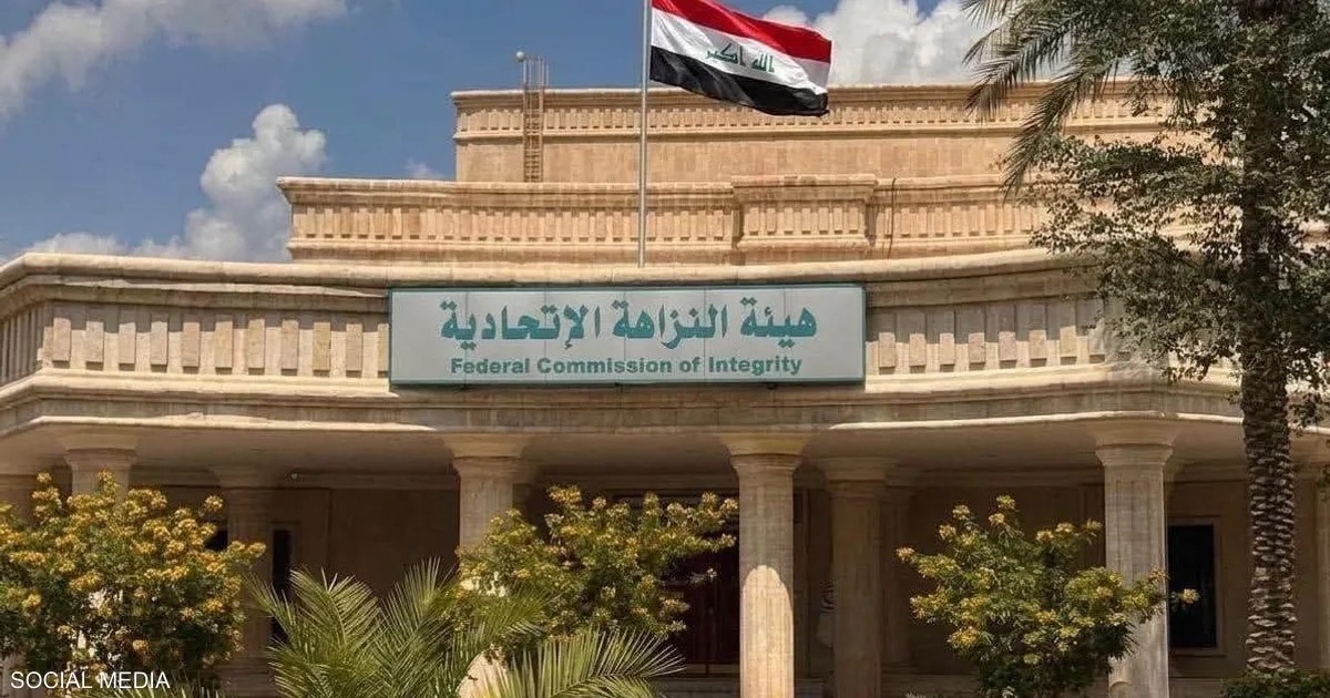 العراق: توقيف عميد شرطة في نينوى بتهمة طلب 15 ألف دولار لتغيير تاريخ جريمة