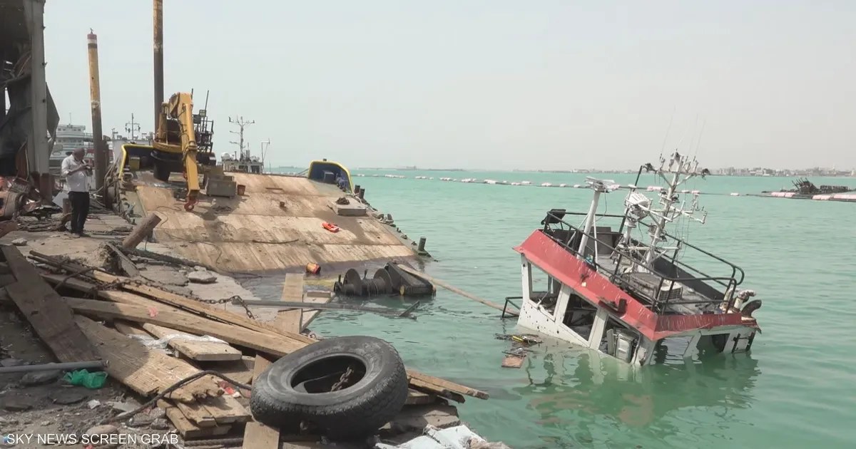 اليمن: الحوثيون يجددون استهداف ميناء المخا وسط تصعيد على الساحل الغربي