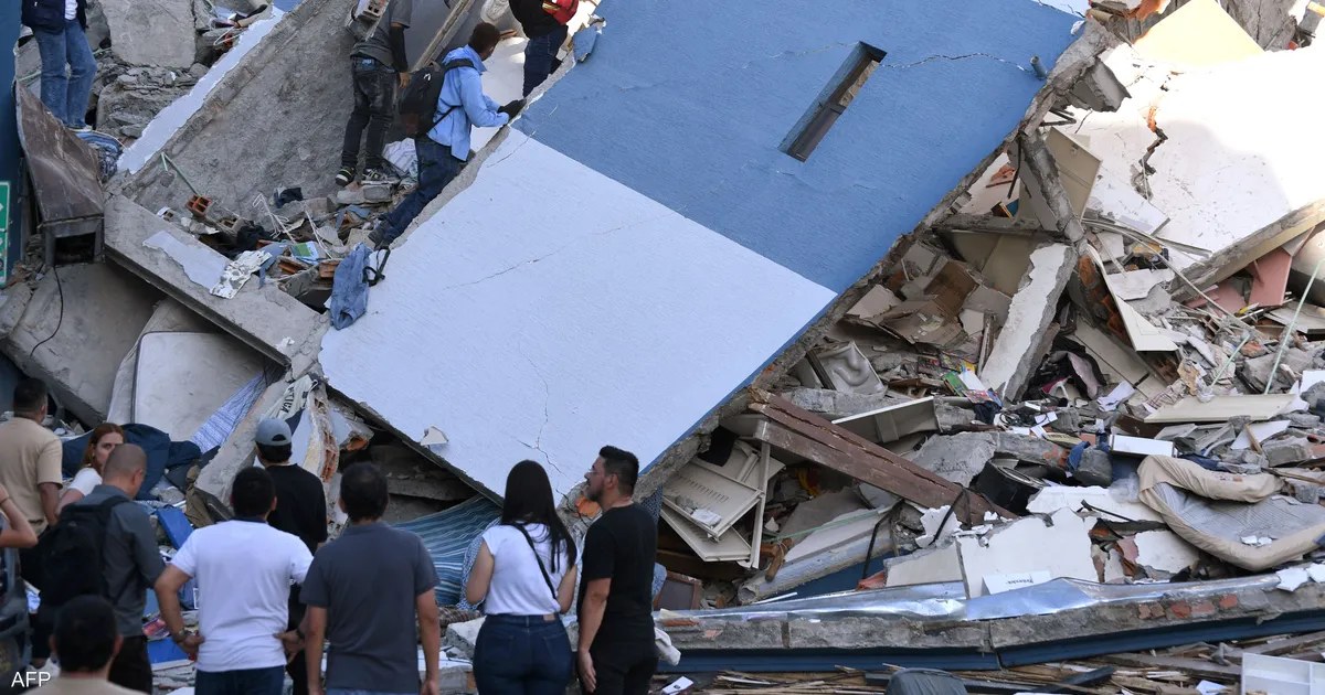 كولومبيا تواصل البحث عن 140 مفقودا بعد زلزال أودى بحياة نحو 290 شخصا