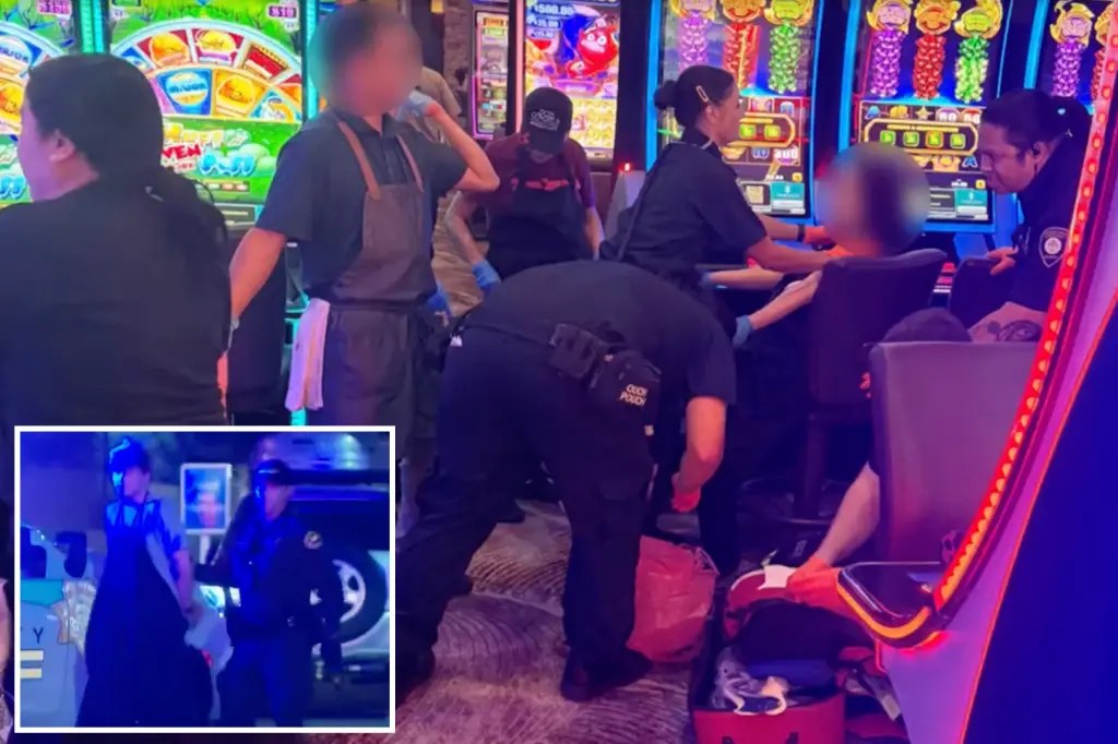 موظف مطبخ يطعن 5 من زملائه في منتجع كازينو بكاليفورنيا