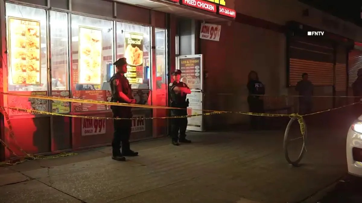 مقتل موظف وإصابة زميله بإطلاق نار داخل مطعم في براونزفيل ببروكلين