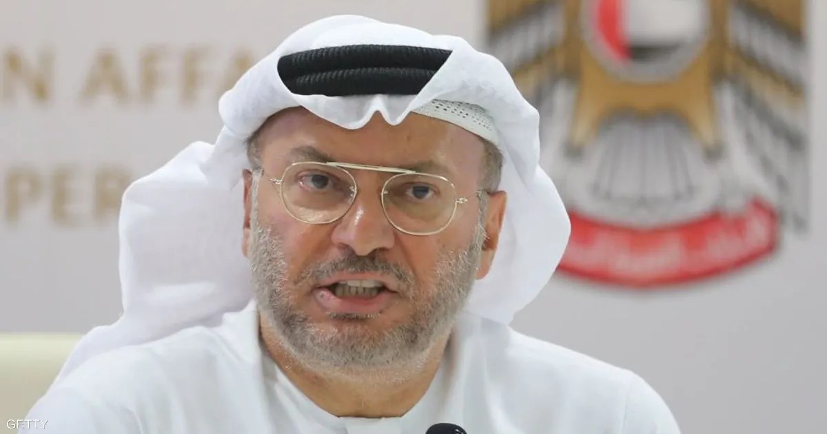الإمارات: قرقاش يدعو إلى موازنة المرونة والثبات في الدبلوماسية والتفاوض