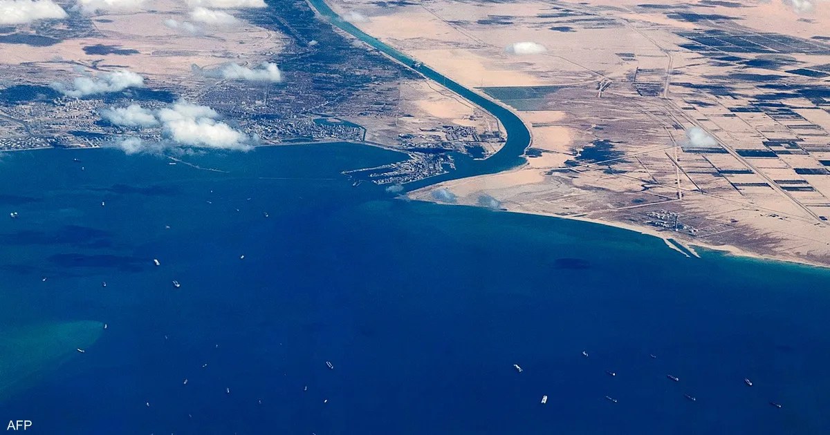 مصر تنفي مقايضة قناة السويس بالديون وتؤكد بقاء ملكيتها العامة
