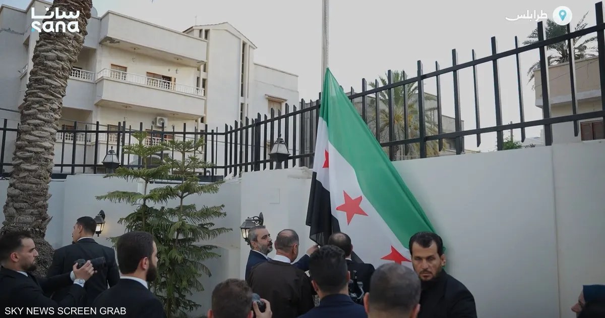 ليبيا وسوريا تعيدان فتح السفارة السورية في طرابلس بعد إغلاق تجاوز 14 عاما