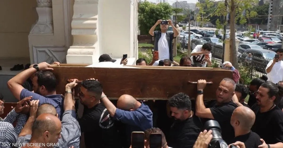 مصر تشيّع الفنان محمد التاجي في القاهرة بحضور فني محدود