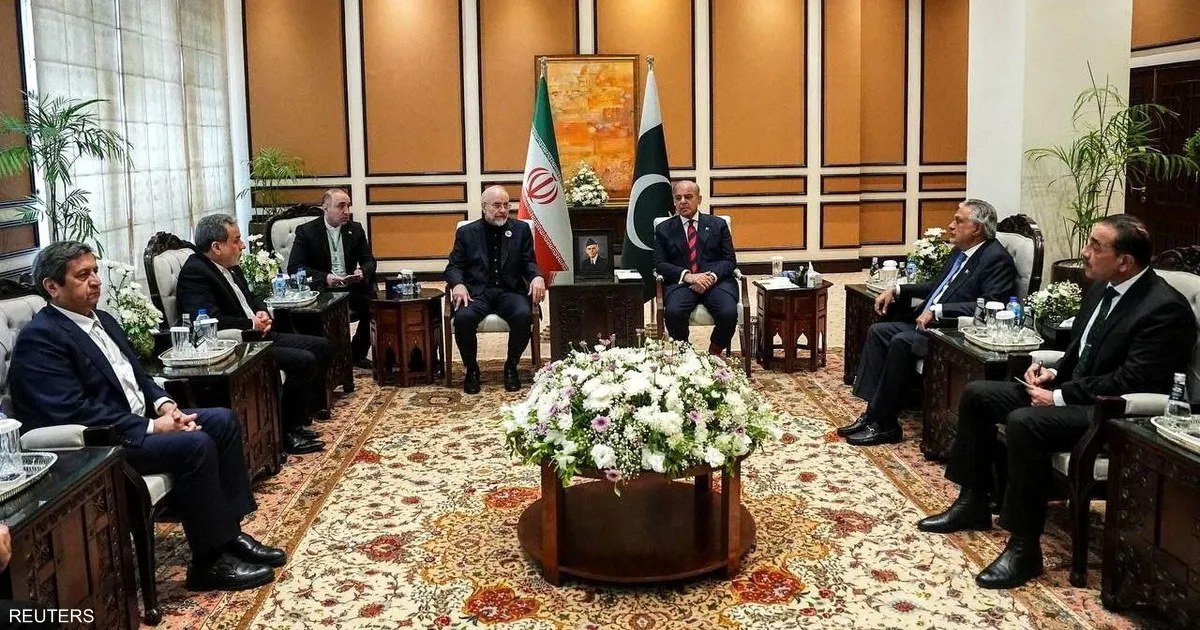باكستان تؤكد مواصلة محادثاتها مع الولايات المتحدة وإيران لإنهاء الحرب بينهما