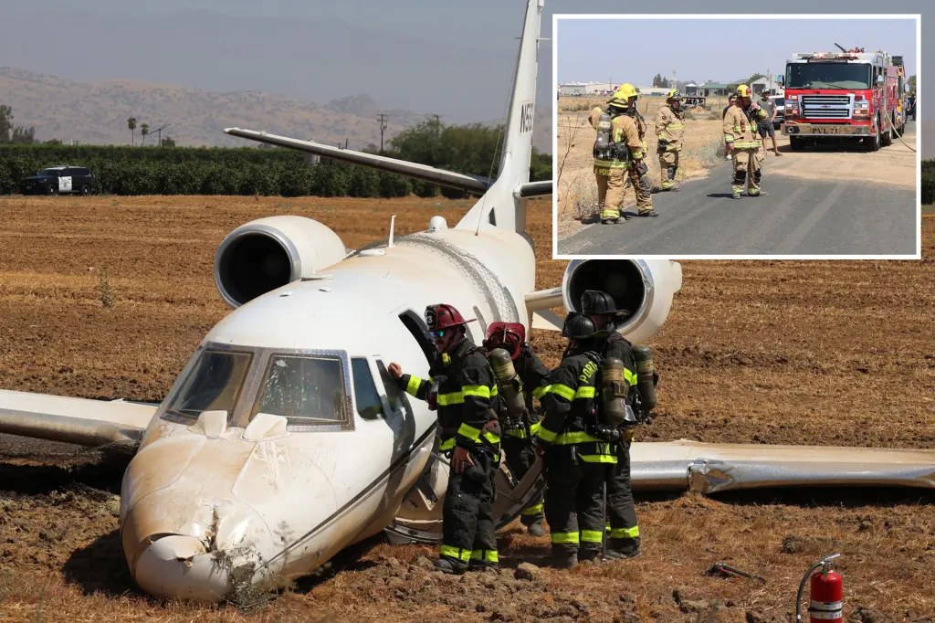 تحطم طائرة خاصة في حقل قرب مطار بورتيرفيل بكاليفورنيا ونجاة 7 أشخاص