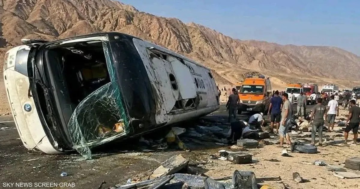 مصر: انقلاب حافلة في جنوب سيناء يقتل 22 شخصًا بينهم 10 أردنيين