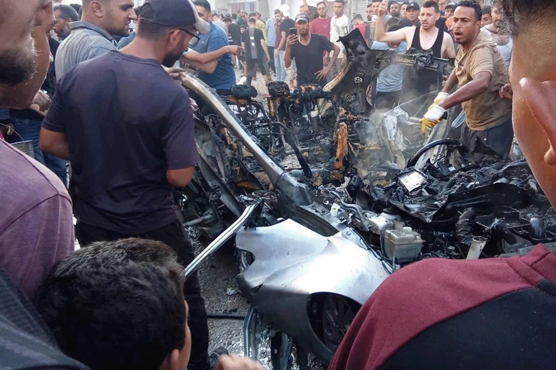 فلسطين: غارة إسرائيلية تقتل فلسطينيًا وابنته في مدينة غزة وتصيب 15 شخصًا في القطاع