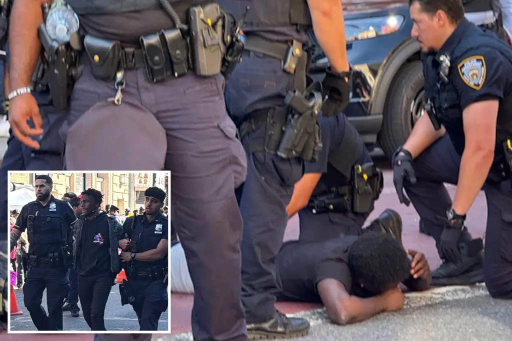 إصابة امرأتين بالرصاص في حادثين منفصلين قرب مسار موكب جزر الهند الغربية في بروكلين