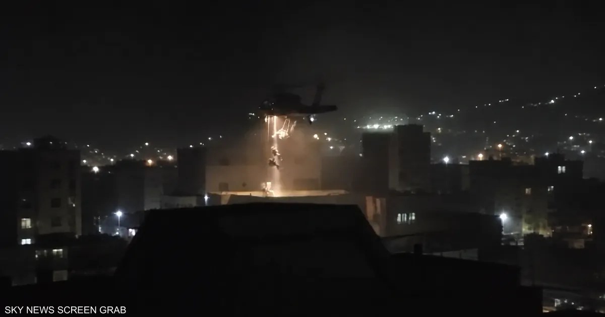 إنزال جوي إسرائيلي في فلسطين خلال اقتحام يطا جنوبي الخليل