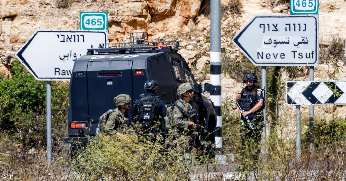 إسرائيل تعتقل منفذ إطلاق النار قرب رام الله وتوسع عملياتها في فلسطين
