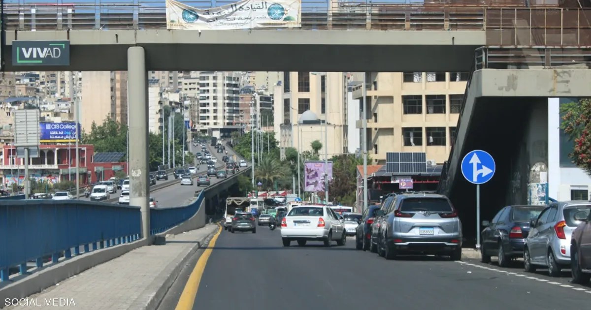 مقتل سائق في لبنان يعيد خطر الحجارة من جسور بيروت