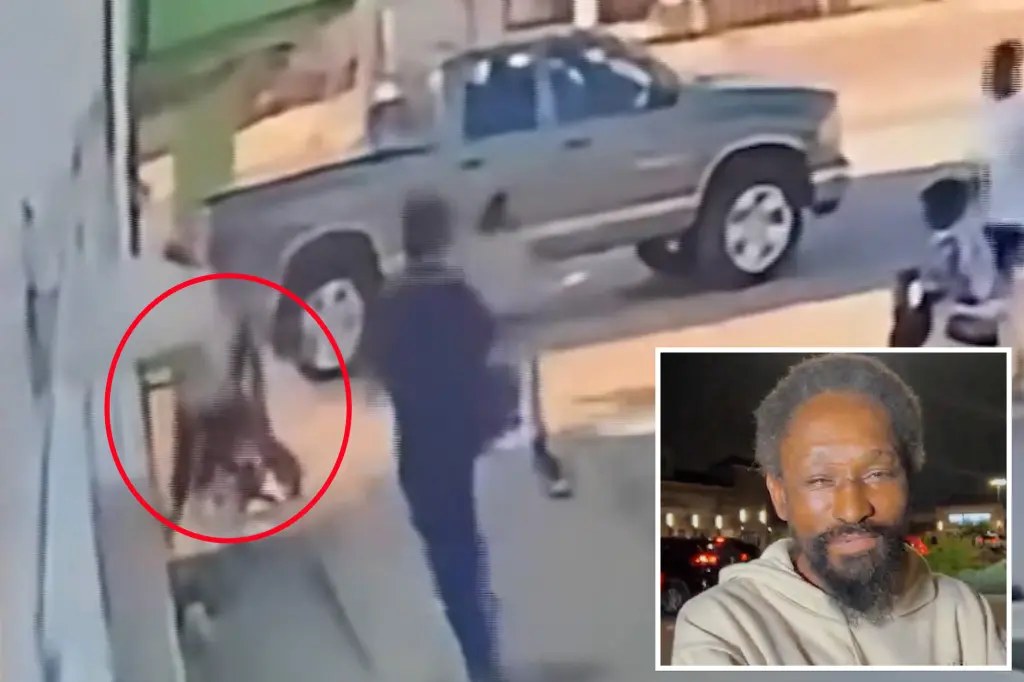 وفاة رجل مشرّد بعد 3 أسابيع من اعتداء في محطة وقود بأوكلاهوما سيتي