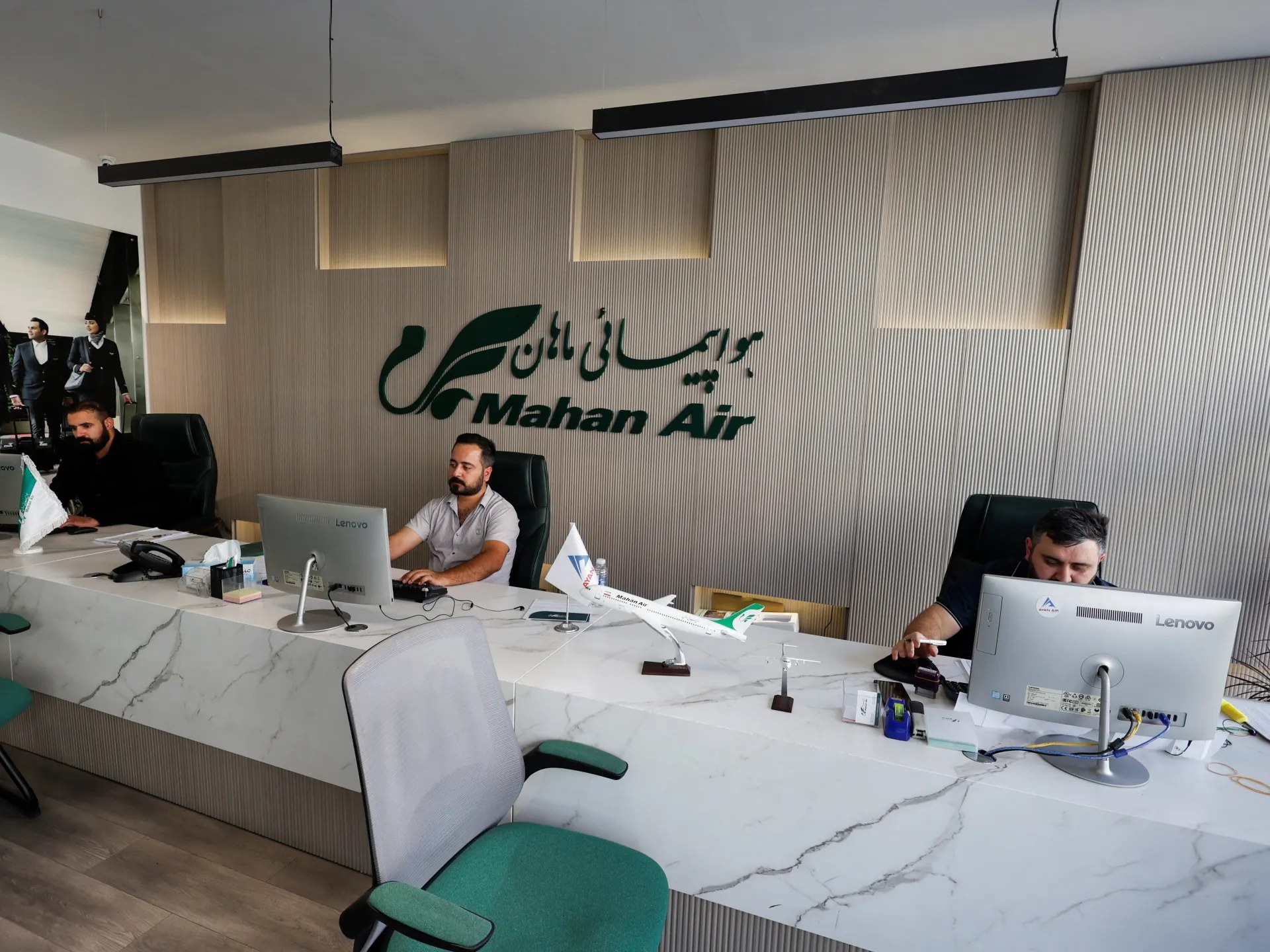 إيران تواجه ضغوطًا أمريكية على شركائها التجاريين في أكثر من 50 دولة