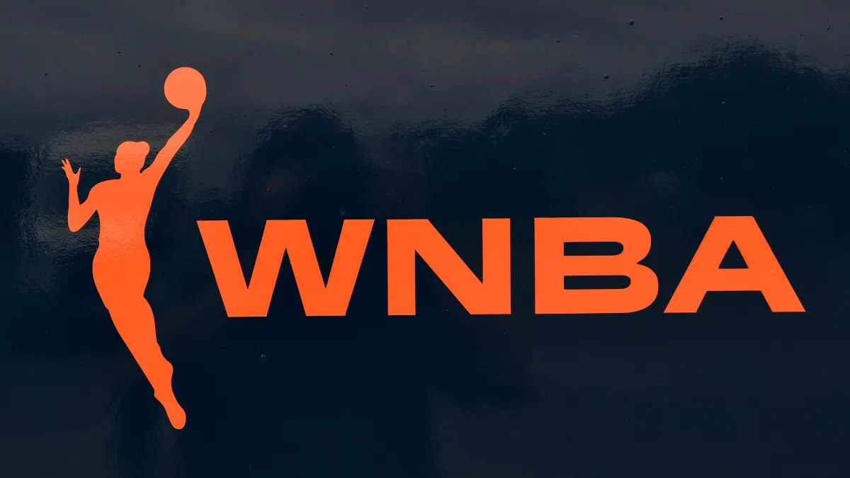 أتلانتا دريم يهزم نيويورك ليبرتي 92-82 في أولى مباريات نصف نهائي WNBA