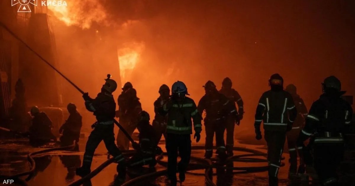أوكرانيا تعلن مقتل 34 شخصًا على الأقل في ضربات روسية