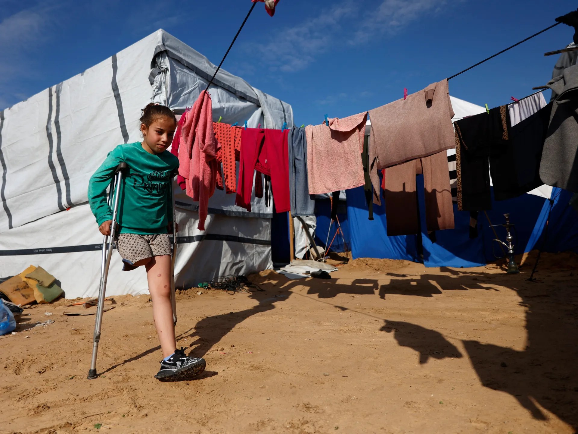 أكثر من 20 ألف مريض وجريح في غزة بفلسطين ينتظرون العلاج بالخارج