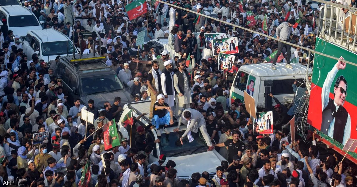 احتجاجات في باكستان للمطالبة بالإفراج عن عمران خان وسط تعثر الحوار