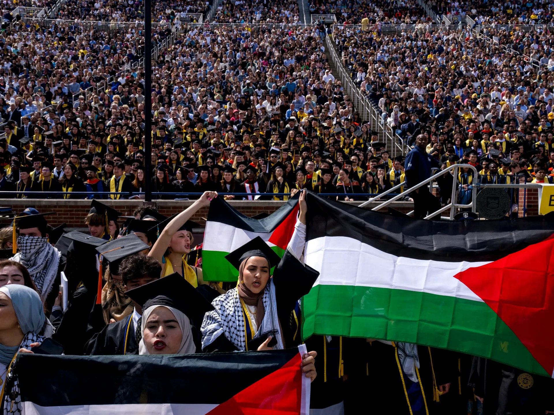 رابطة دراسات الشرق الأوسط توثق 196 واقعة تقول إنها انتقام من مؤيدي فلسطين بجامعات أمريكا وكندا