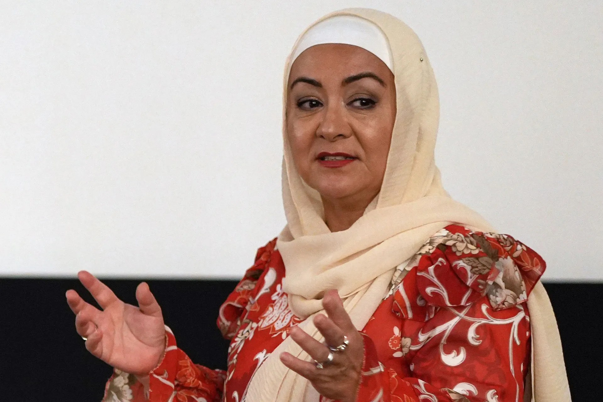 مراسلون بلا حدود: الصين تمنع والدة صحفية إيغورية من اللحاق بها في الولايات المتحدة