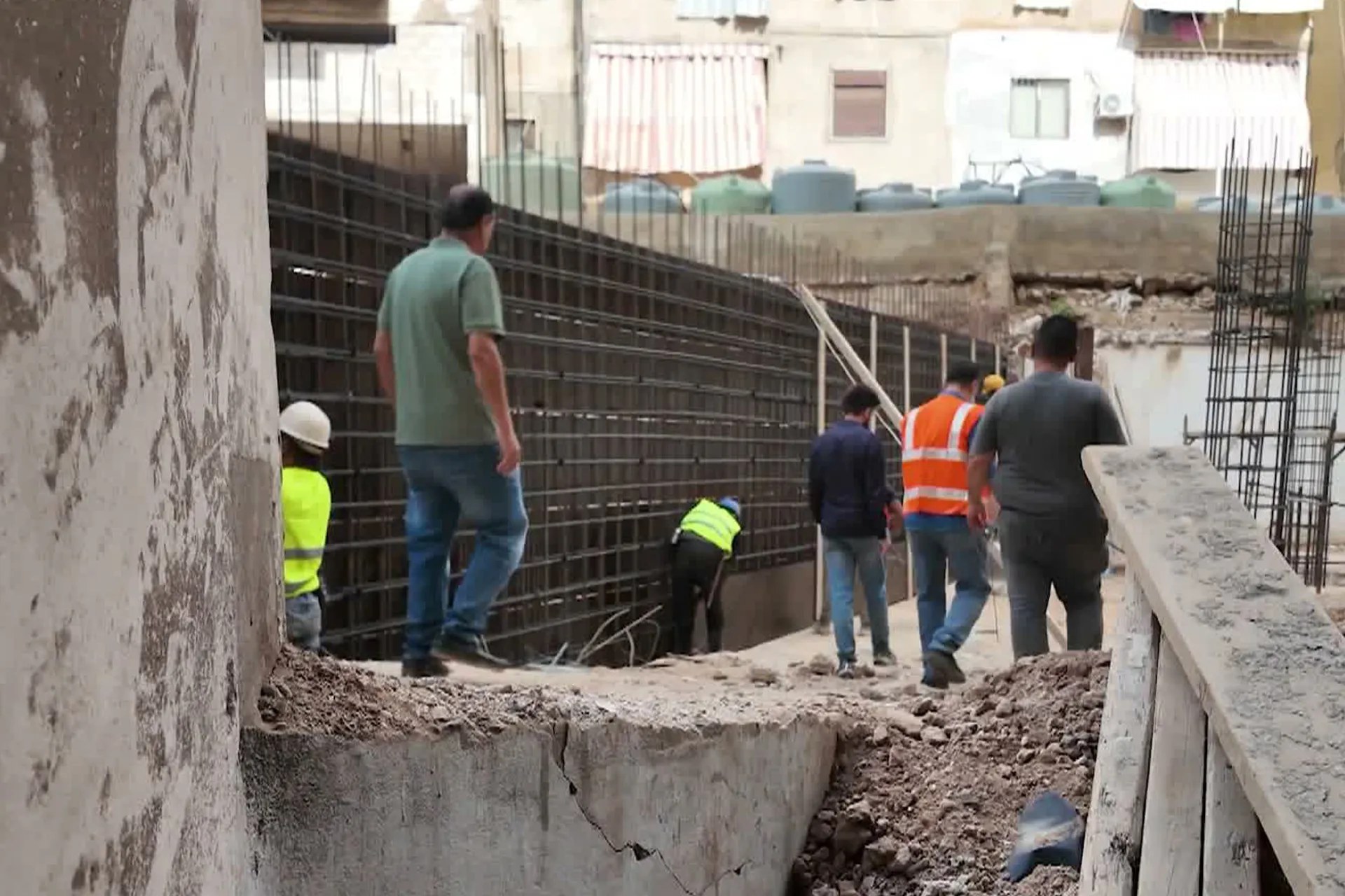 نقص التمويل يعرقل ترميم آلاف المباني المتضررة في ضاحية بيروت بلبنان