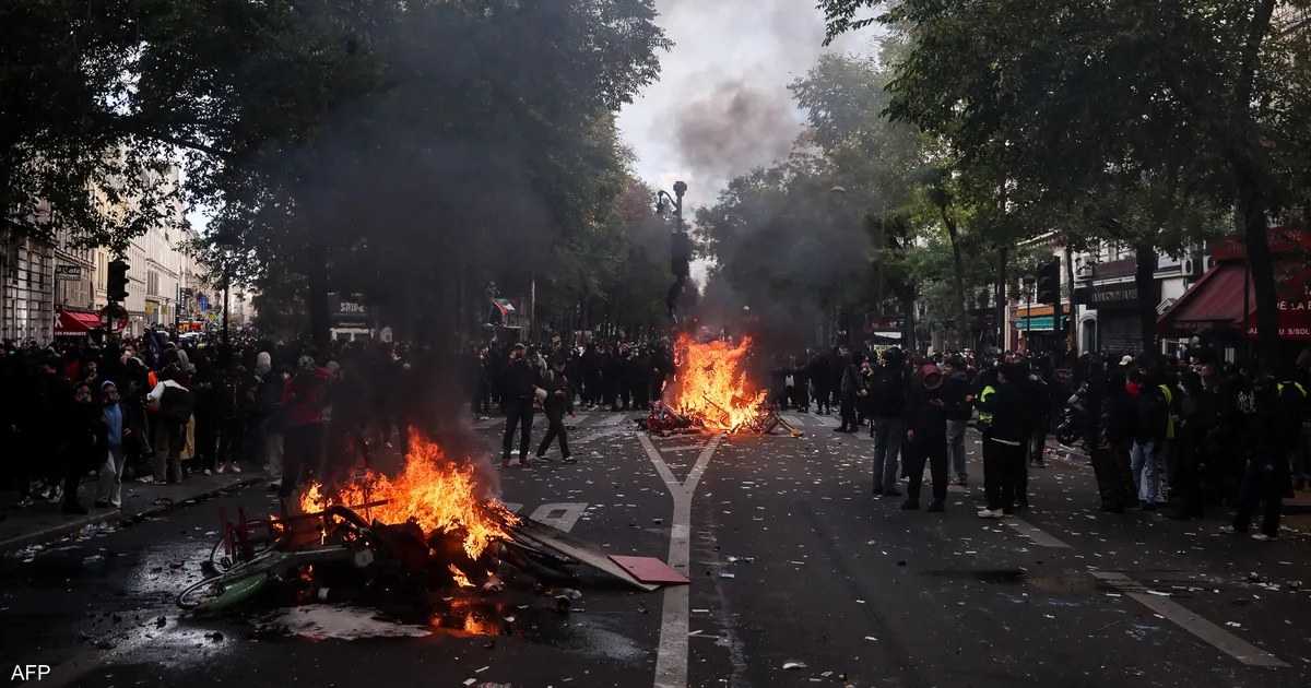 متظاهر يفقد يده وتوقيف نحو 272 شخصا خلال احتجاجات في فرنسا