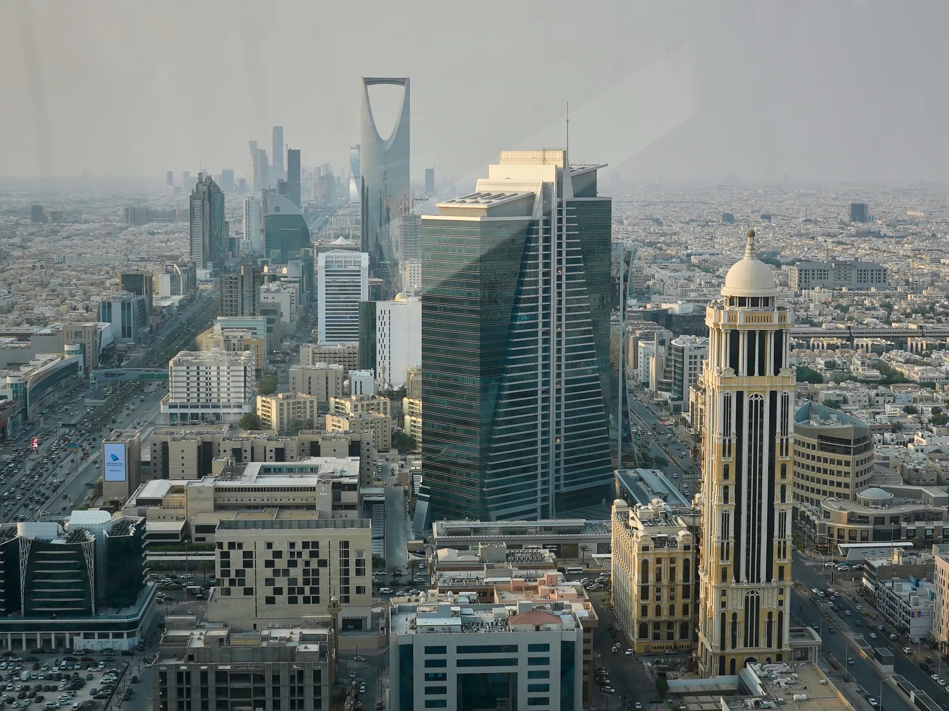 تحالف دعم الشرعية يعلن اعتراض مسيّرة في السعودية بعد هجمات أوقعت قتلى