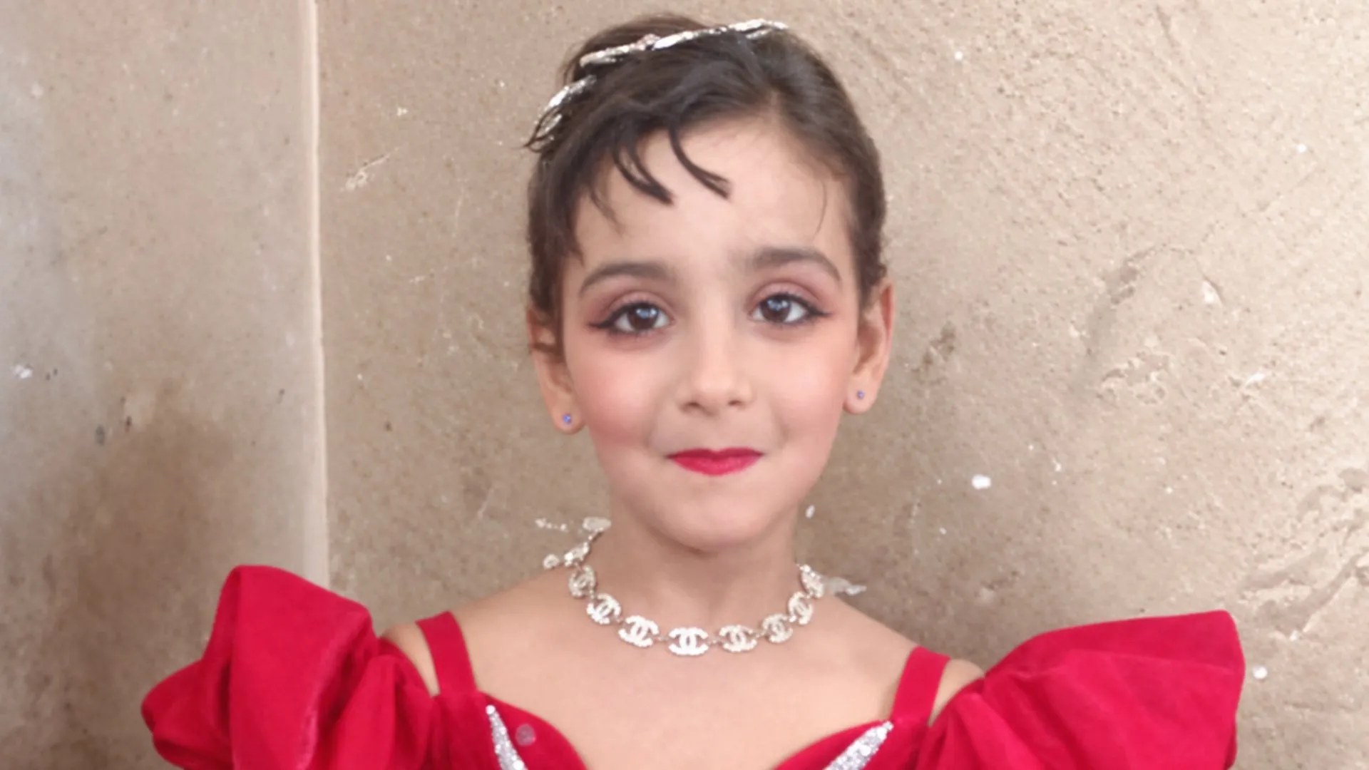 تشييع طفلة في فلسطين قُتلت بالرصاص بعدما نجت من قصف قتل عائلتها