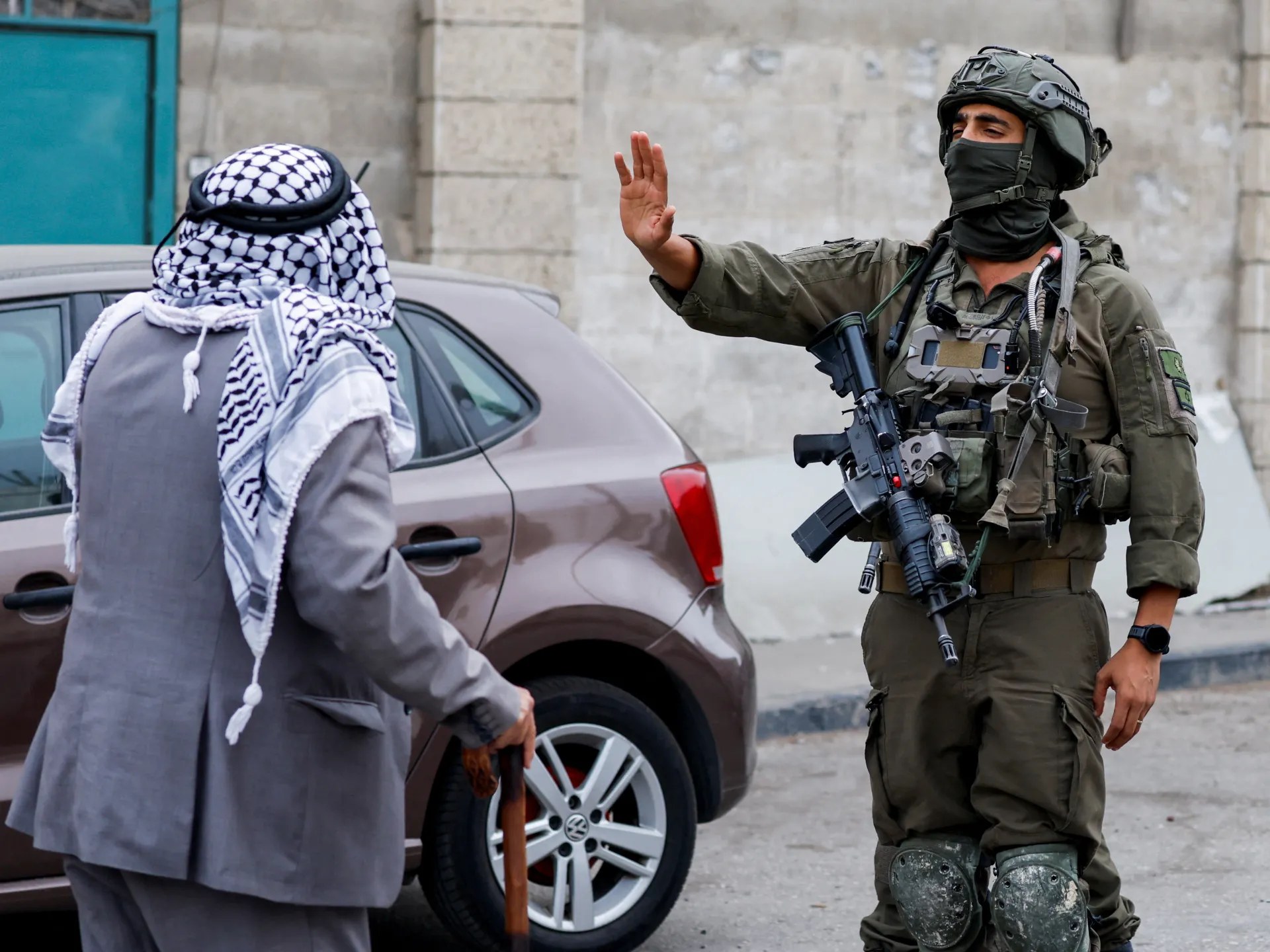 نحو 5 آلاف فلسطيني بين مهجّر ومحاصر في الخليل بفلسطين